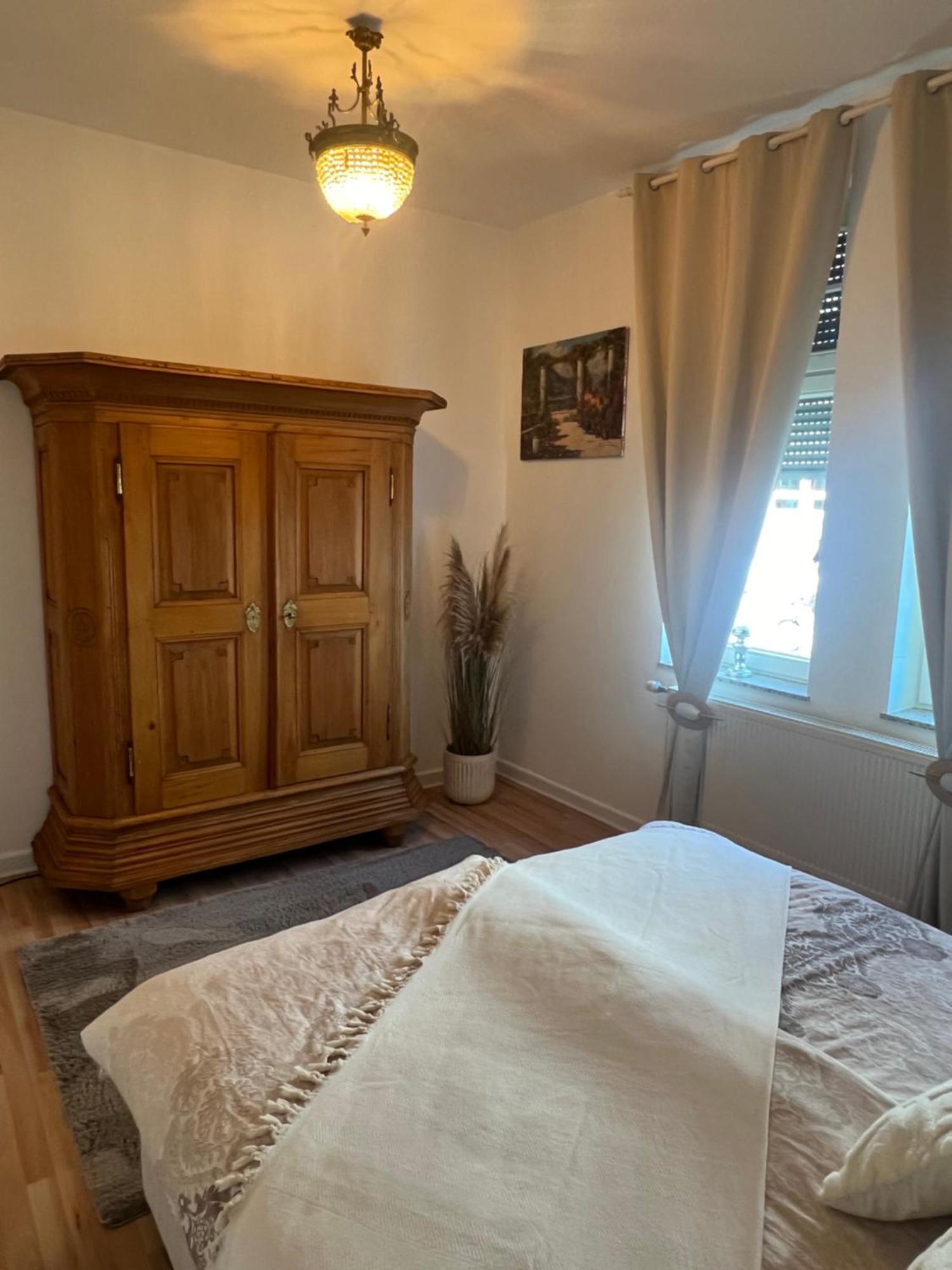 Exklusive 2 Zimmerwohnung Im Nostalgischen Stil Nahe Der Limburger Altstadt Limburg an der Lahn Buitenkant foto